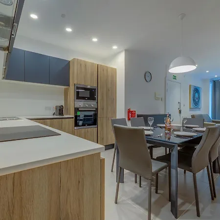 Bright And Modern 2br Prime St Julian's Location Lägenhet St. Julian's