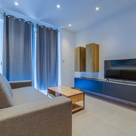 Bright And Modern 2br Prime St Julian's Location Apartment Saint Julian's