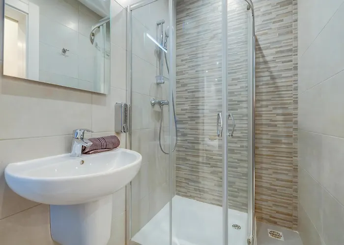 Bright&modern 2br Prime St Julian’s Location * San Julián